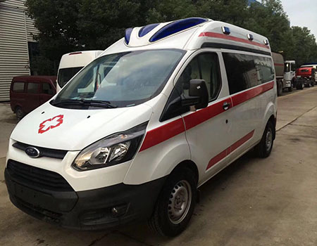 福特新全顺V362中轴中顶汽油版救护车