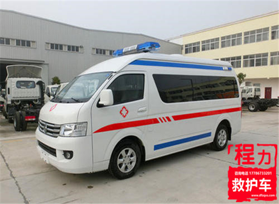 福田G7高顶救护车